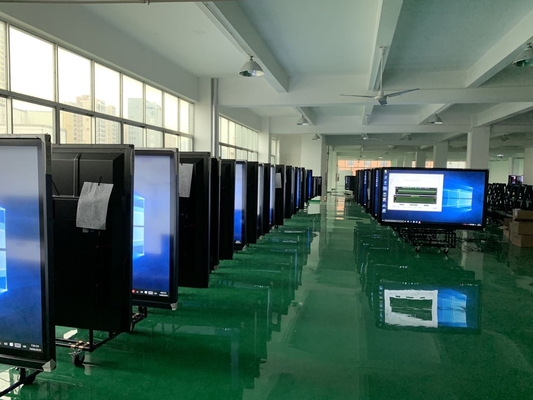 A73*2 A53*2 CPU एलसीडी स्मार्ट बोर्ड और 500cd/m2 चमक के साथ अपनी प्रस्तुतियों में क्रांति लाएं
