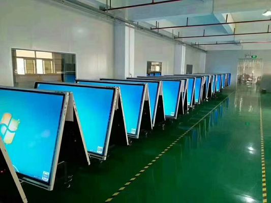 Experience the Power of Interactive Touch Screen Monitor 2mm Accuracy 15W*2 या 20W*2 स्पीकर और वायरलेस स्क्रीन प्रोजेक्शन