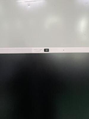 32 इंच पोर्टेबल स्मार्ट टीवी मोबाइल टच स्क्रीन वायरलेस एंड्रॉइड टीवी पहियों पर