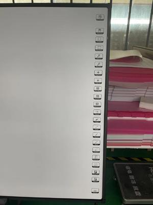 फैक्टरी थोक उच्च संगतता आईबोर्ड इंटरैक्टिव व्हाइटबोर्ड कक्षा शिक्षण के लिए वाइड व्यूइंग एंगल इंटरैक्टिव इलेक्ट्रॉनिक व्हाइटबोर्ड